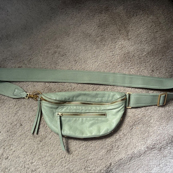 Hammitt Charles in Cypress Sage with Brushed Gold Hardware - Picture 6 of 8